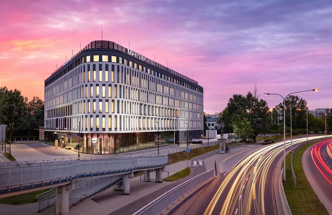Mercure Warszawa Ursus Station-1